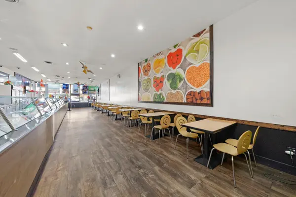 3739 W Fullerton AVE, Chicago, IL 60647