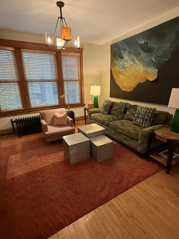 2134 N Damen AVE #2, Chicago, IL 60647