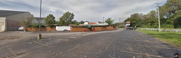 6361 W College DR, Palos Heights, IL 60463
