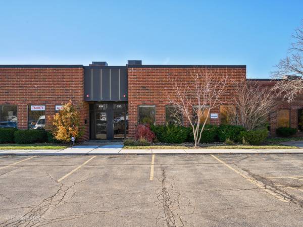 636 Anthony TRL, Northbrook, IL 60062