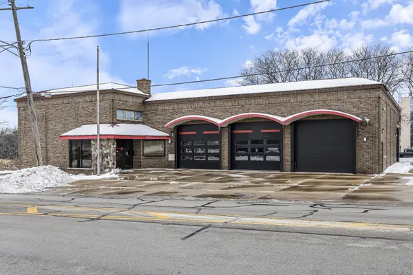 27W530 High Lake AVE, Winfield, IL 60190
