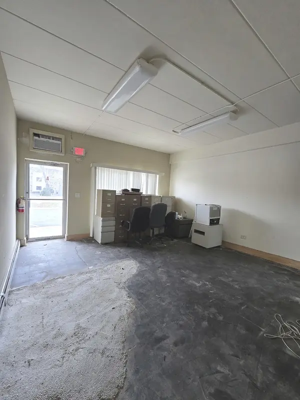 7926 W 103 ST #A, Palos Hills, IL 60465
