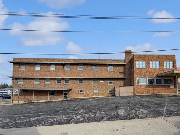 222 W Exchange ST, Freeport, IL 61032