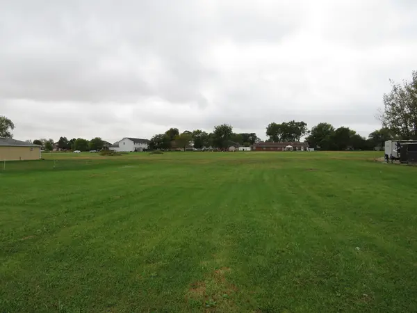 70 S Will RD, Diamond, IL 60416