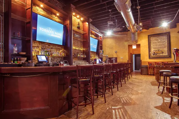 2249 N Lincoln AVE, Chicago, IL 60614