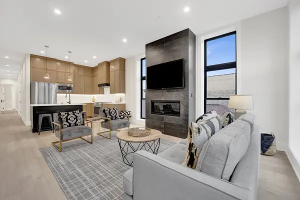 4353 N Richmond AVE #2S, Chicago, IL 60618