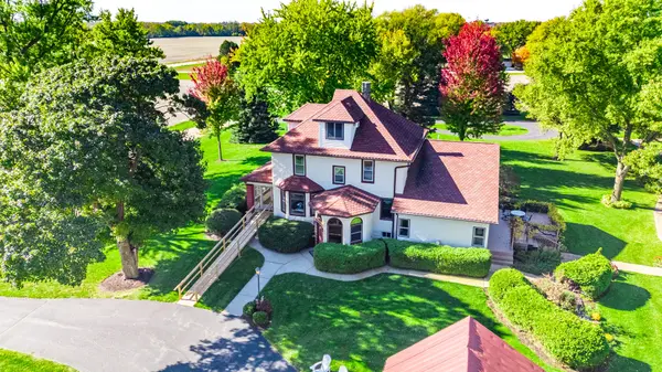 15165 Quigley RD, Sycamore, IL 60178