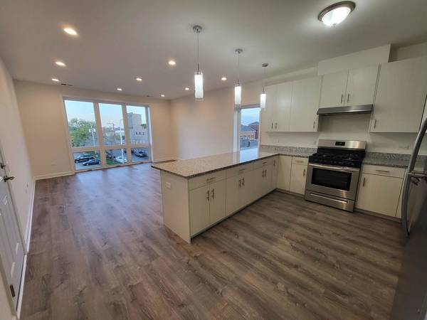 3595 S Archer AVE #2C, Chicago, IL 60609