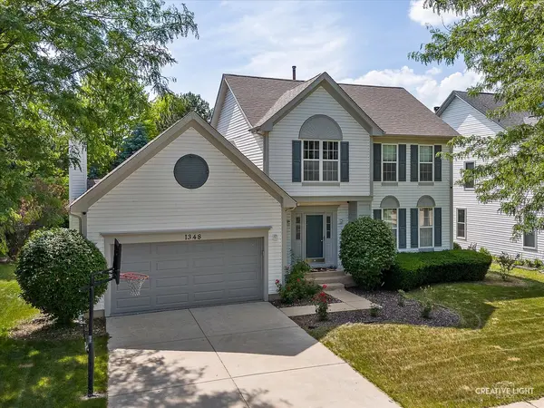 1348 Amaranth DR, Naperville, IL 60564
