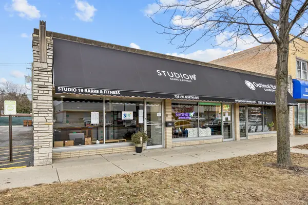 7361 North AVE, River Forest, IL 60305