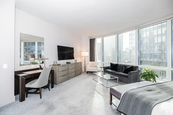 401 N WABASH AVE #2530, Chicago, IL 60611