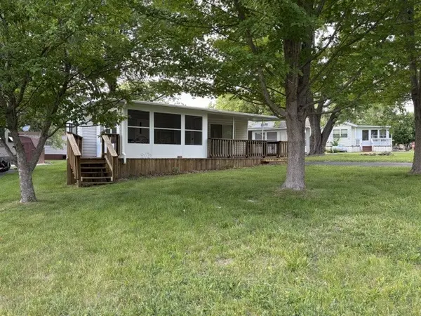 2795 E 28th Lot 175 RD, Seneca, IL 61360
