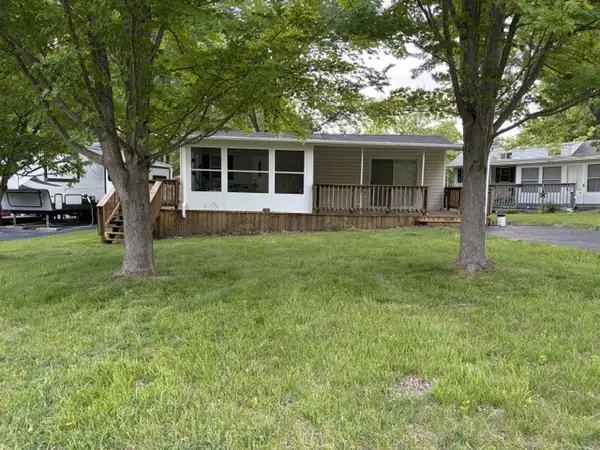 2795 E 28th Lot 175 RD, Seneca, IL 61360
