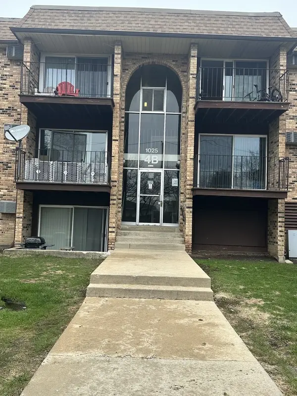 1025 Higgins Quarters DR #4-109, Hoffman Estates, IL 60169