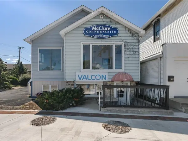 111 W Railroad AVE NW, Bartlett, IL 60103