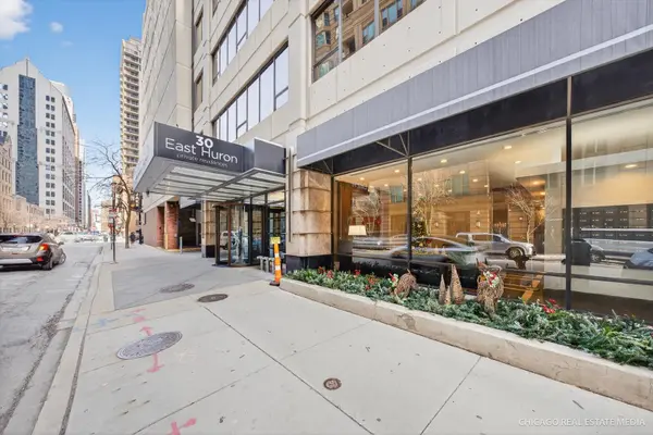 30 E Huron ST #02-COM04, Chicago, IL 60611