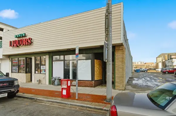 81 W Jefferson ST, Joliet, IL 60432
