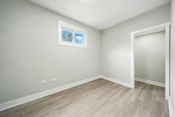 7318 S Aberdeen ST, Chicago, IL 60621