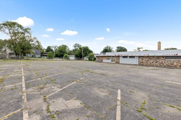 2111 11TH ST, Rockford, IL 61104