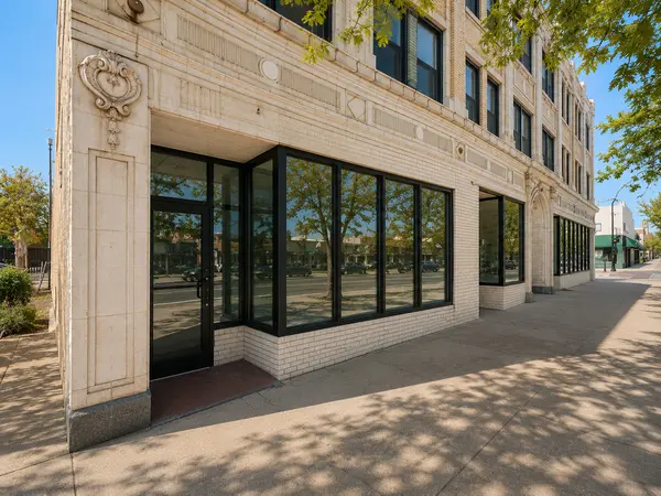 5256 N Broadway ST, Chicago, IL 60640