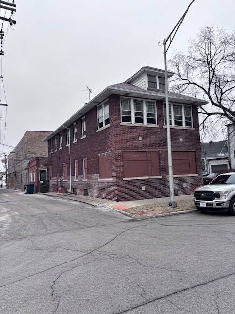 2412 HIGH ST, Blue Island, IL 60406
