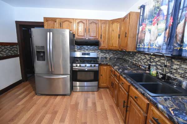 141 W 124th ST, Chicago, IL 60628
