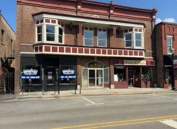 115-117 N Main ST, Crystal Lake, IL 60014