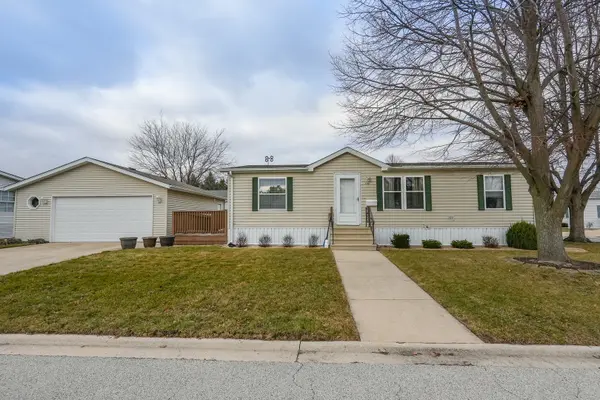 1151 Ash CT, Manteno, IL 60950