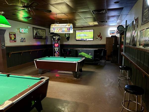 156 E Lincoln HWY, Dekalb, IL 60115