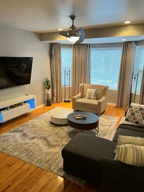 7926 S Drexel AVE #1, Chicago, IL 60619