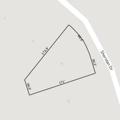 11 Sheridan DR, Putnam, IL 61560