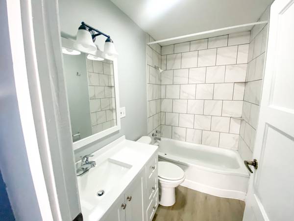 Address not disclosed, Champaign, IL 61821