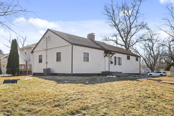 Address not disclosed, Champaign, IL 61821