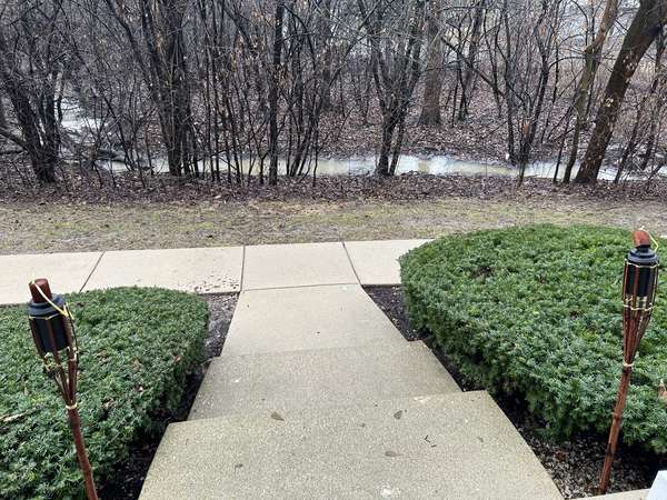 968 S Darla CT, Waukegan, IL 60085
