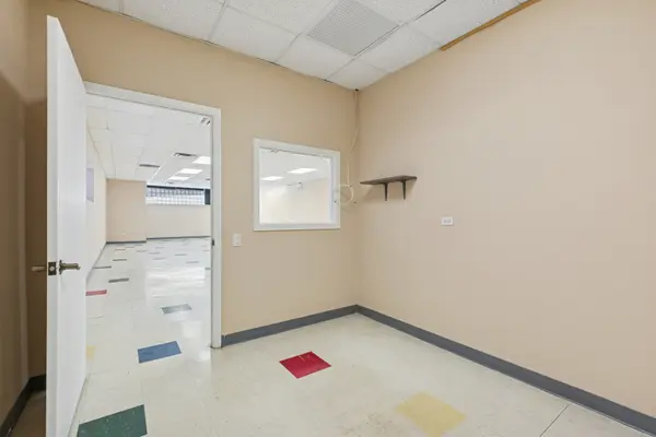 6514 W Higgins AVE, Chicago, IL 60656