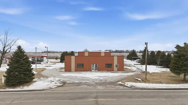 1275 E State Rt 49 HWY, Cissna Park, IL 60924