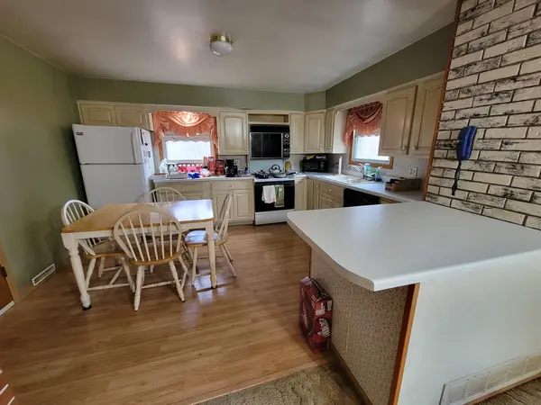 408 E 4th ST, Spring Valley, IL 61362