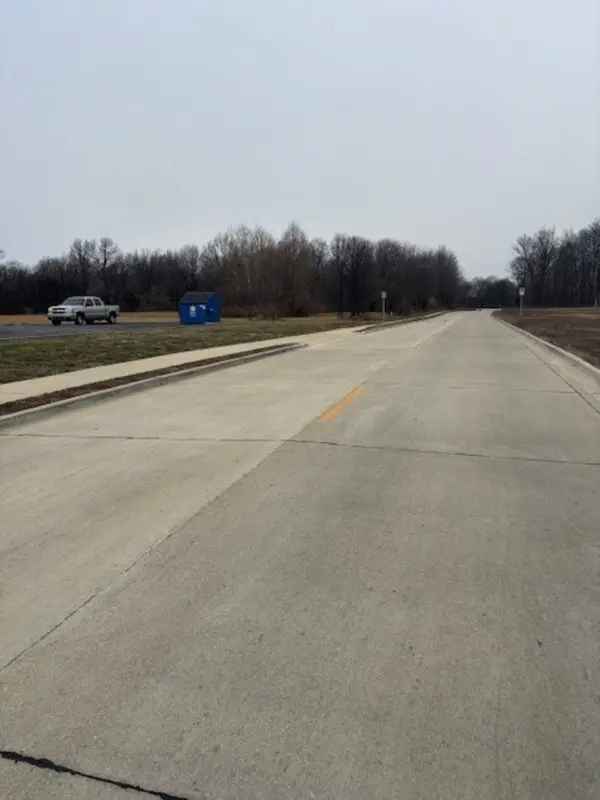 TBD Progress DR, Mt Vernon, IL 62864
