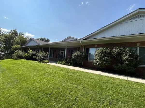 1510 Plainfield RD #2, Darien, IL 60561