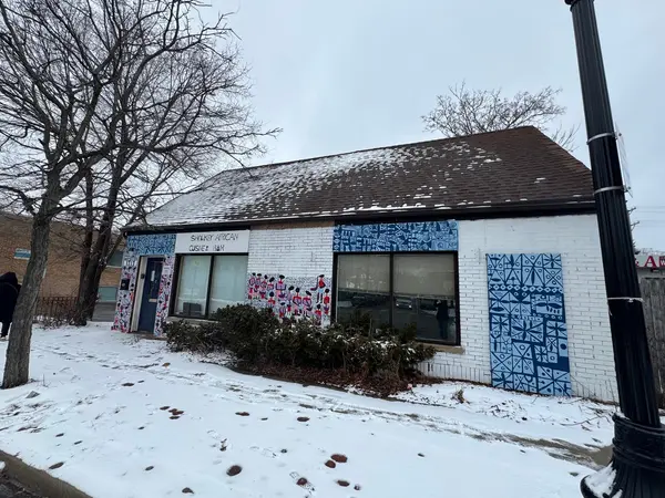 1717 Howard ST, Evanston, IL 60202