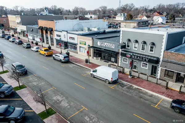 49-63 N Main ST, Manteno, IL 60950