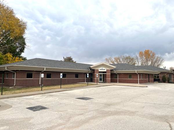 908 W 35TH ST, Davenport, IA 52806