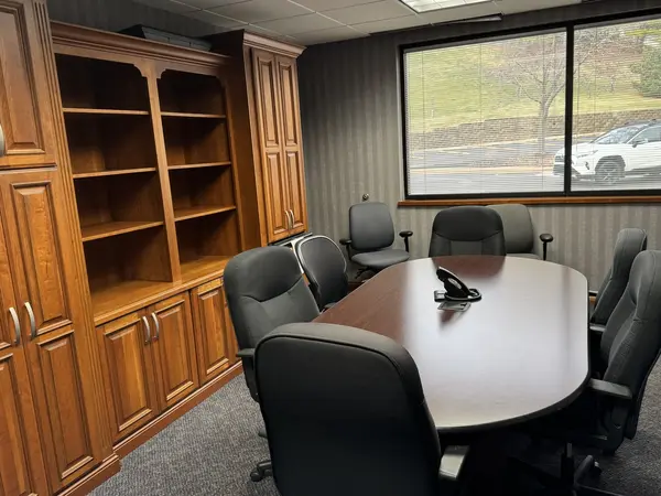 7017 John Deere Pkwy #1A-1C, Moline, IL 61265