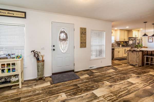 13310 E Idlewood RD, Mt Vernon, IL 62864