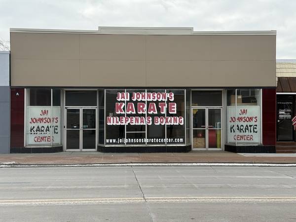 3112 Avenue of the Cities AVE, Moline, IL 61265