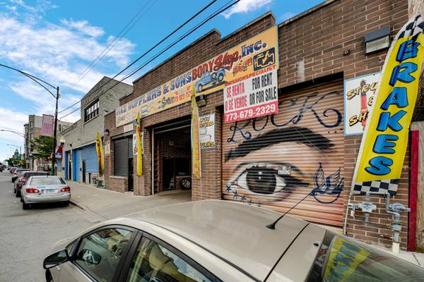 3241 W Cermak RD, Chicago, IL 60623