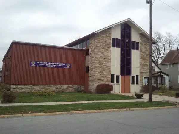 15215 Center AVE, Harvey, IL 60426