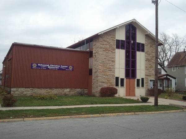 15215 Center AVE, Harvey, IL 60426