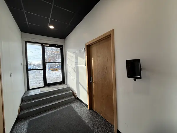 3112 Avenue of the Cities AVE, Moline, IL 61265