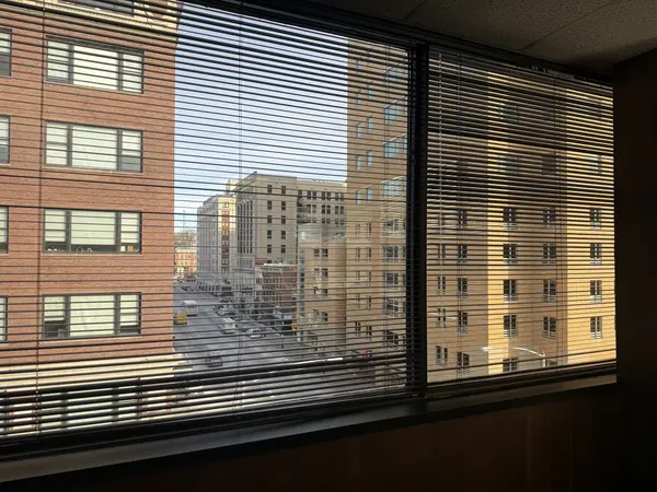101 W 2ND ST #501, Davenport, IA 52801